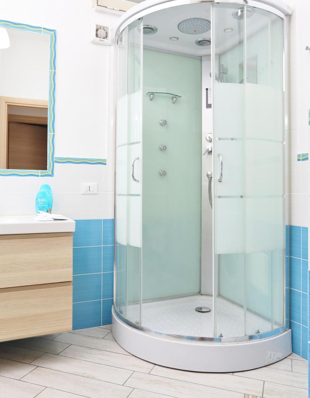 Capo D'Orlando Apartments Ngoại thất bức ảnh